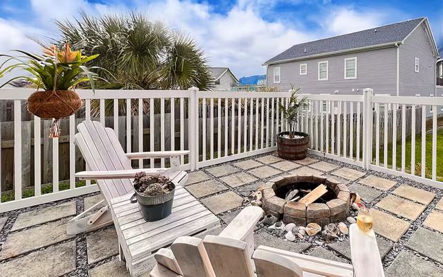Unit C deck with fire pit